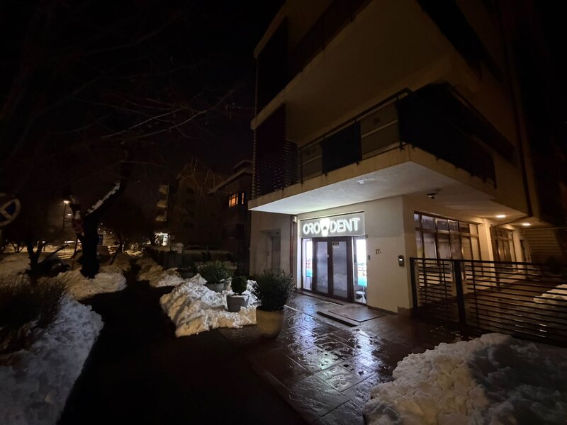 Arcul de Triumf, Herastrau, 2 camere, bloc 2006.